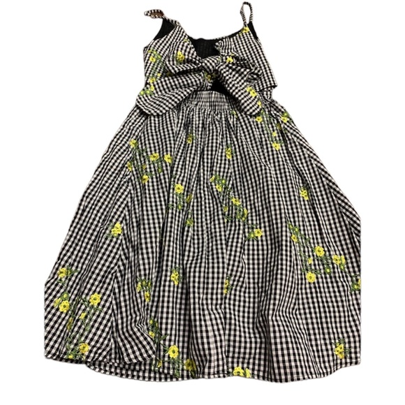 Gorgeous Outdoor Glory Sundress - Picture 3 of 11